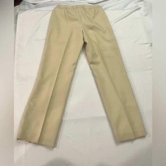 Chic Cream Women's Blazer - Picture 7 of 7